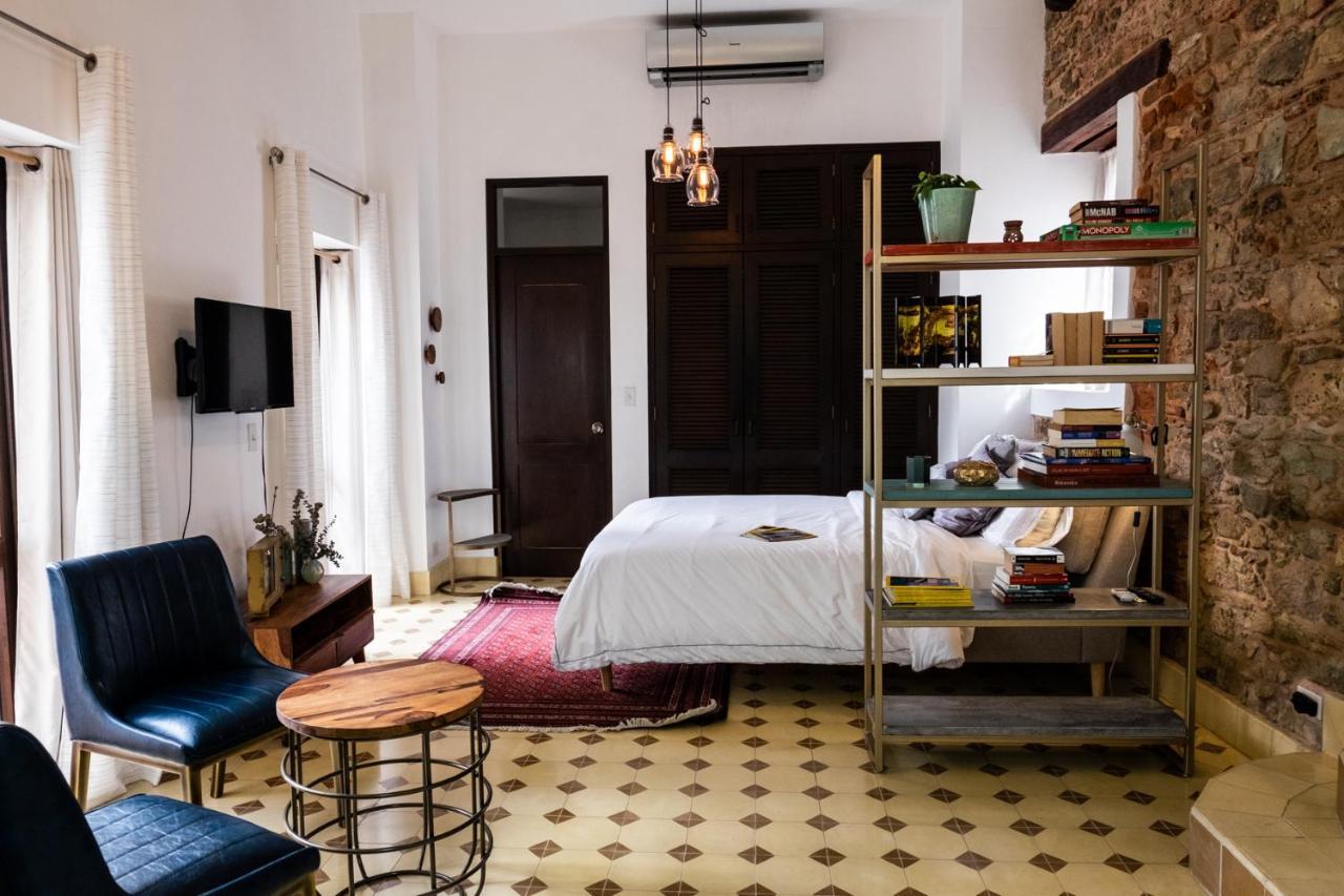 Small Loft At Casa Neuman, Casco Antiguo Kota Panama Bagian luar foto
